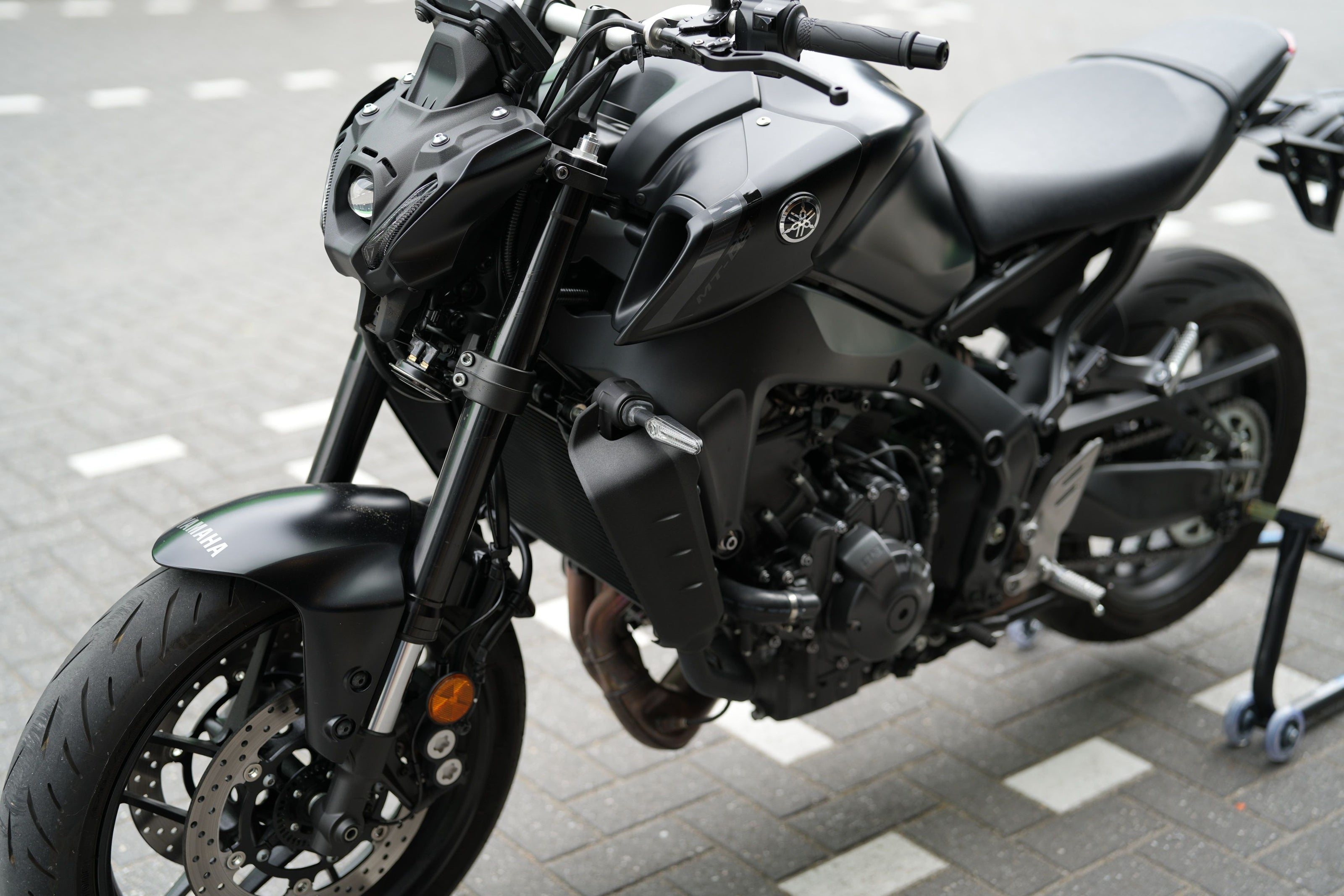 Yamaha MT09 2021 full black