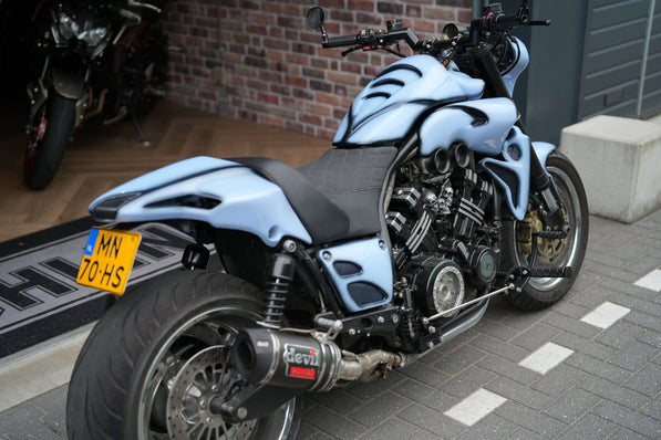 Yamaha Vmax 1200 volledig custom 180PK