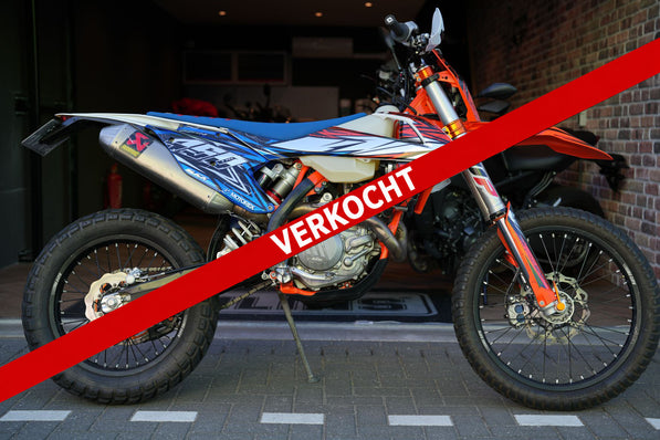 verkocht KTM 450 6 days met speciale stickerset