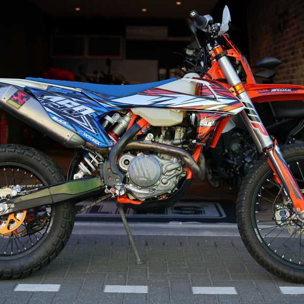 KTM 450 6 days met speciale stickerset verkocht!
