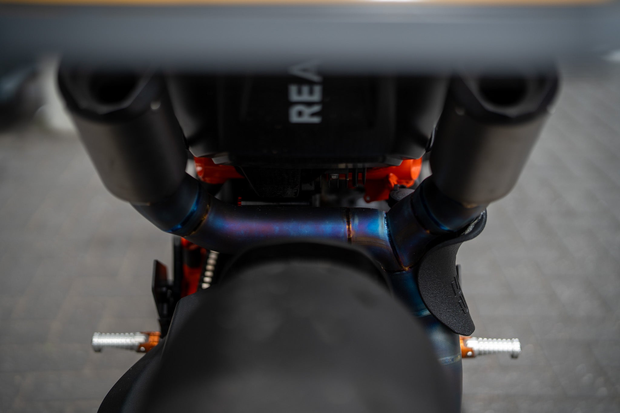 KTM Super Duke RR 2023 Full carbon ( 1 of 500 )