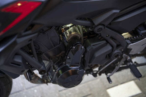 Verkocht Kawasaki Z650s Spark Black | 2023 | top staat| 7623km | luxe zadel.