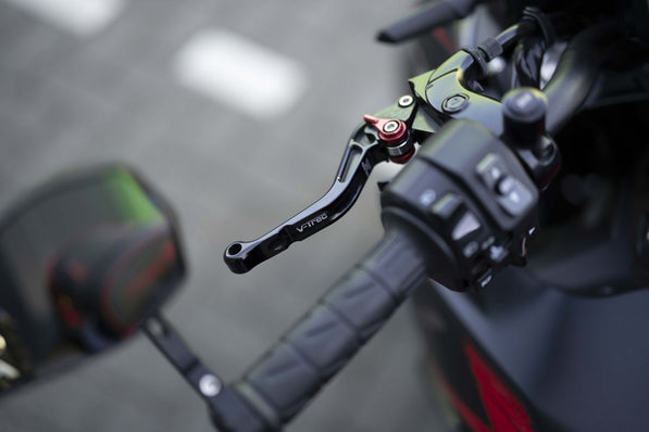 Verkocht Kawasaki Z650s Spark Black | 2023 | top staat| 7623km | luxe zadel.