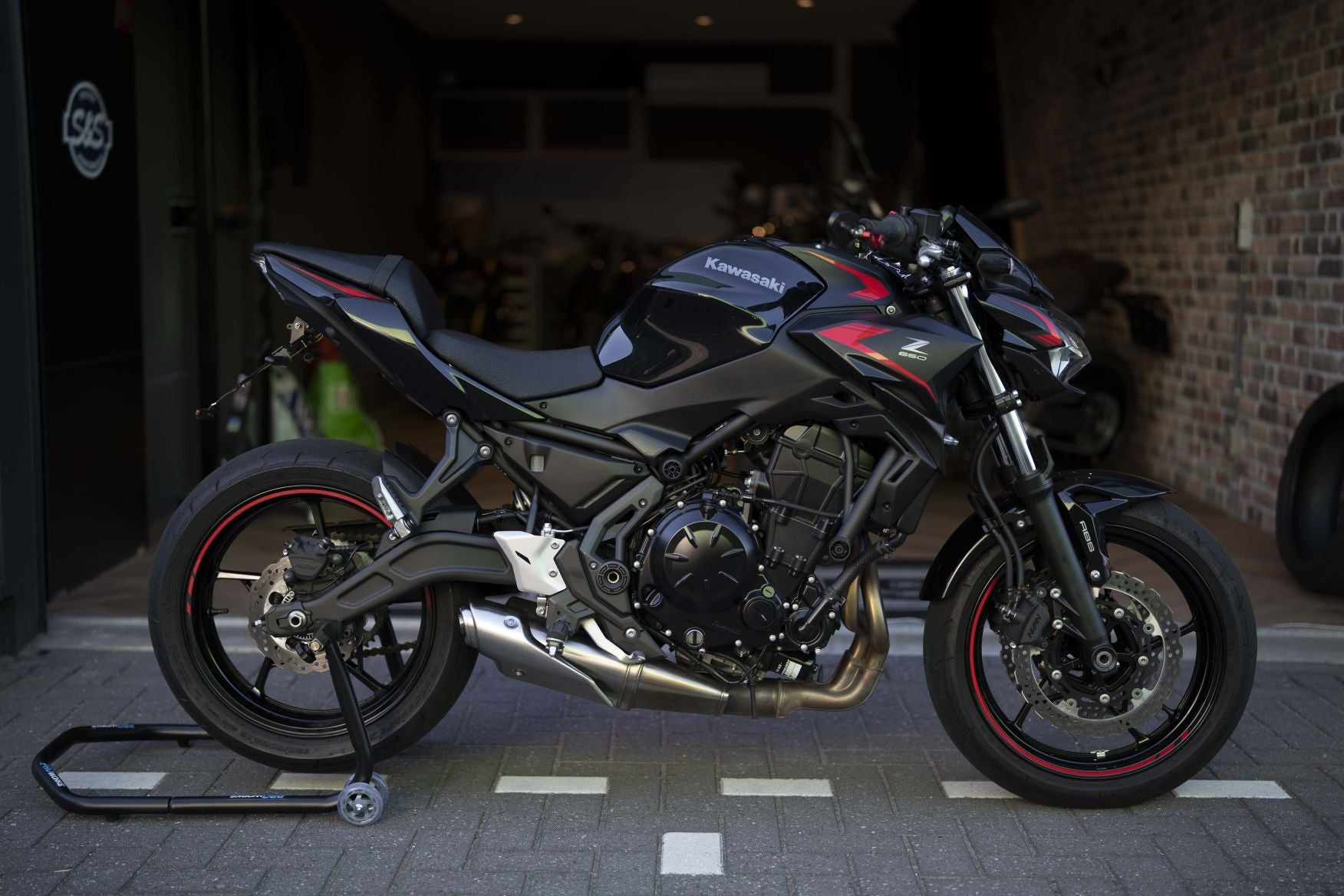 Verkocht Kawasaki Spark black | 6773km | A2 geschikt