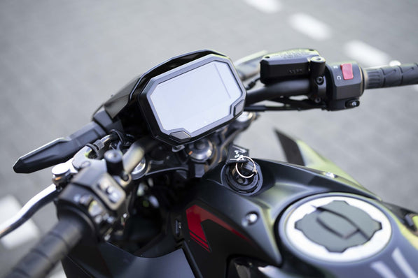 Verkocht Kawasaki Spark black | 6773km | A2 geschikt