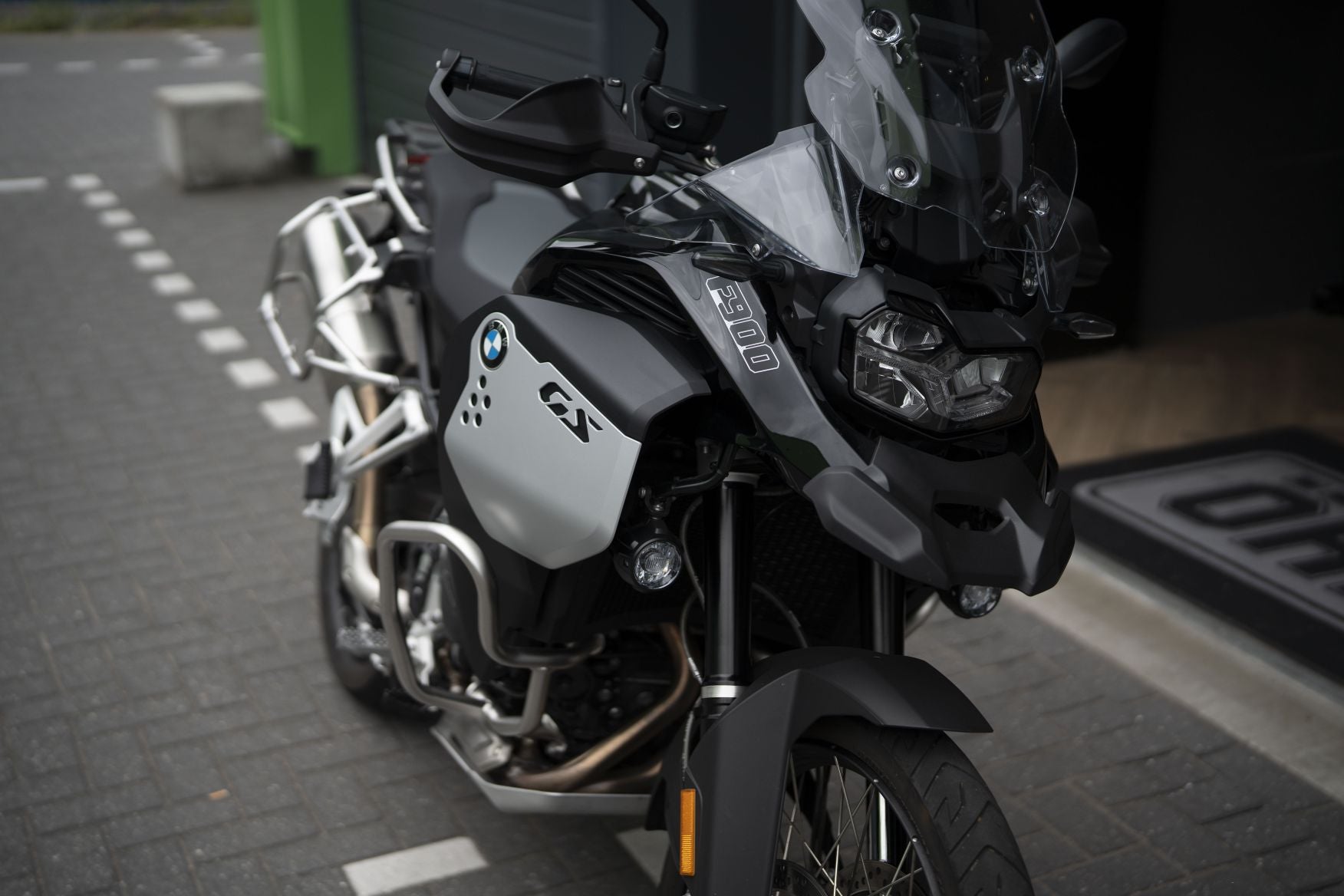 BMW F900 GS Adventure