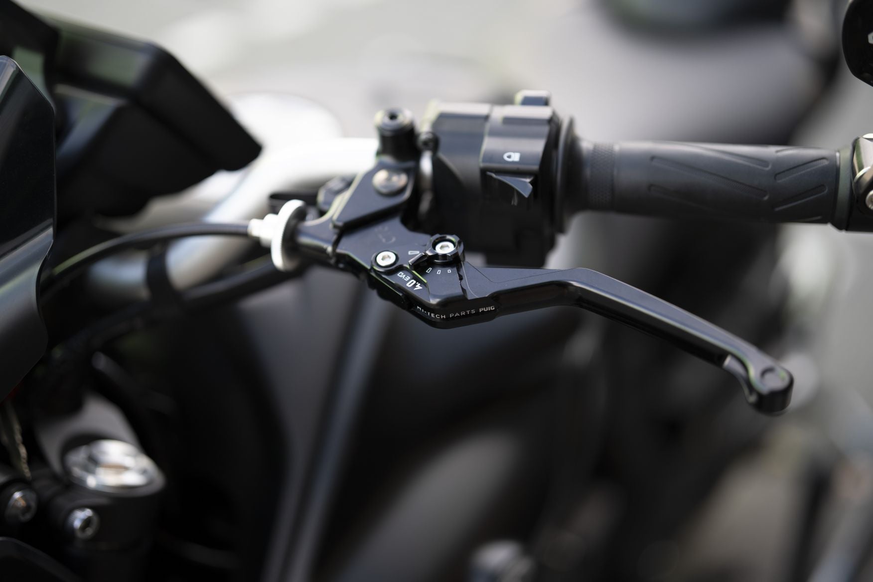 Yamaha MT07 TechBlack 2024 Full Options | Mivv uitlaat full systeem | Comfort zadel | 5051KM |