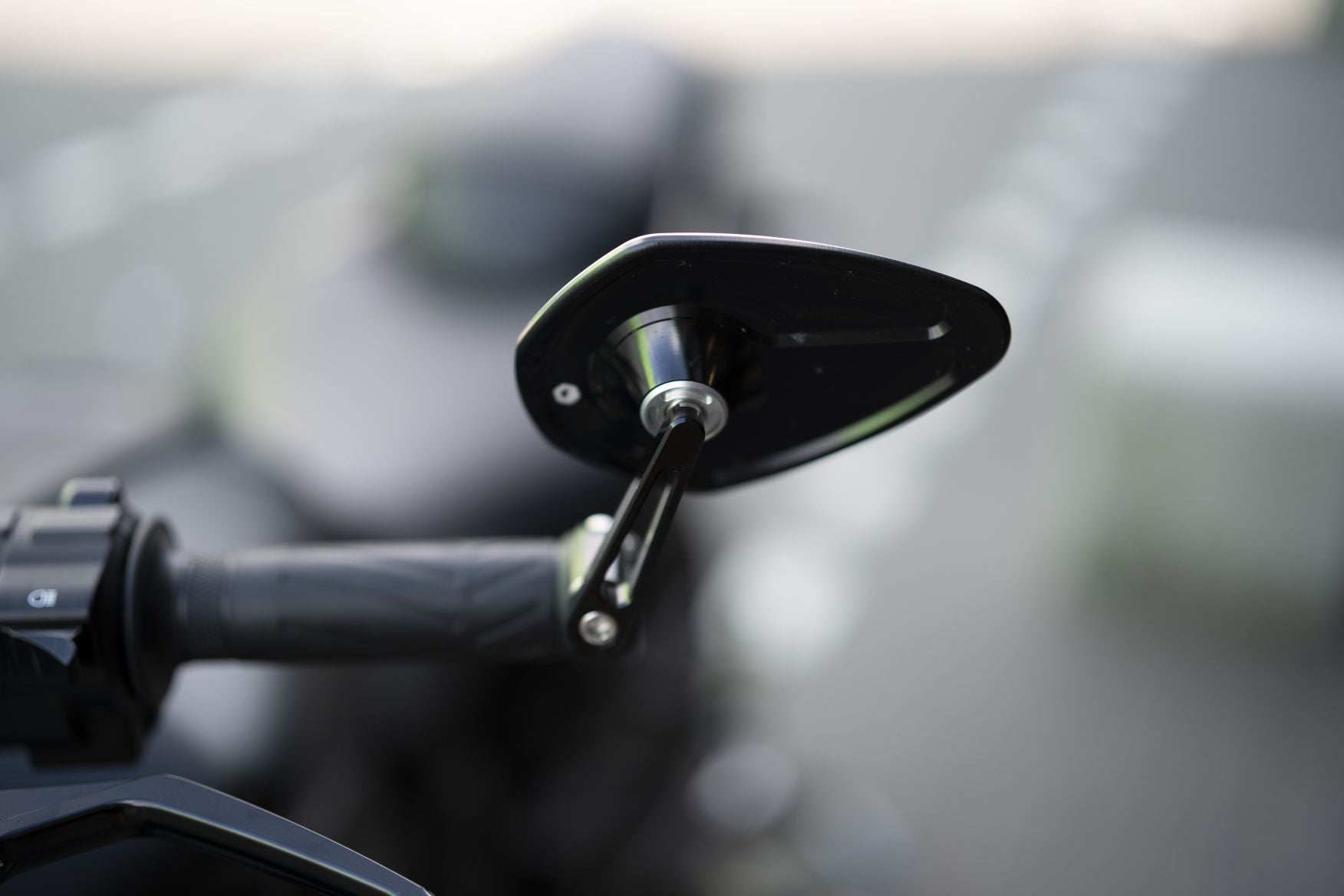 Yamaha MT07 TechBlack 2024 Full Options | Mivv uitlaat full systeem | Comfort zadel | 5051KM |