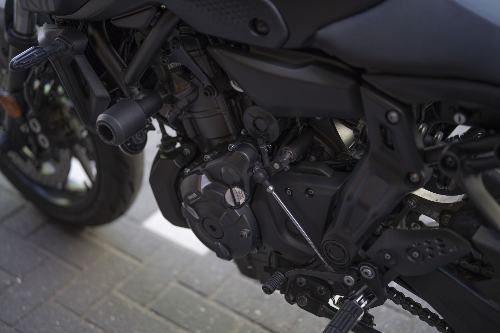 Yamaha MT07 TechBlack 2024 Full Options | Mivv uitlaat full systeem | Comfort zadel | 5051KM |