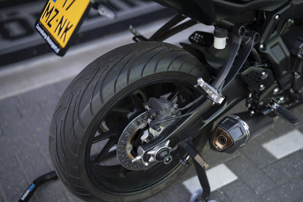 Yamaha MT07 TechBlack 2024 Full Options | Mivv uitlaat full systeem | Comfort zadel | 5051KM |