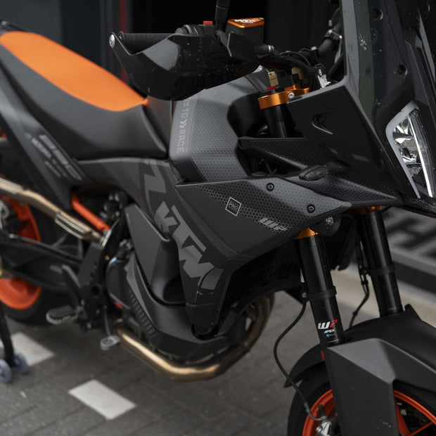 KTM 890 | 5936KM ! | Garmin Navigatie | Remus uitlaat systeem |