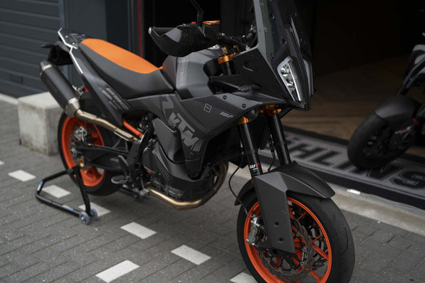 KTM 890 | 5936KM ! | Garmin Navigatie | Remus uitlaat systeem |