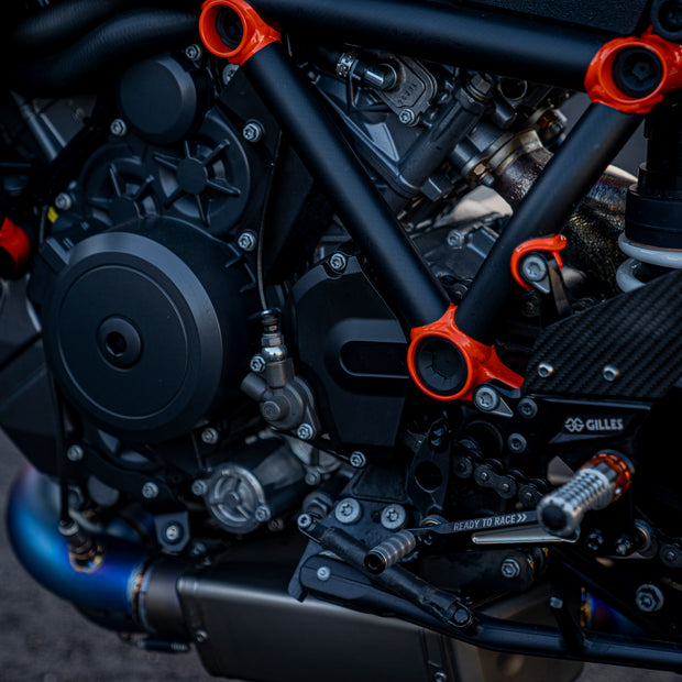 KTM Super Duke RR 2023 Full carbon ( 1 of 500 )